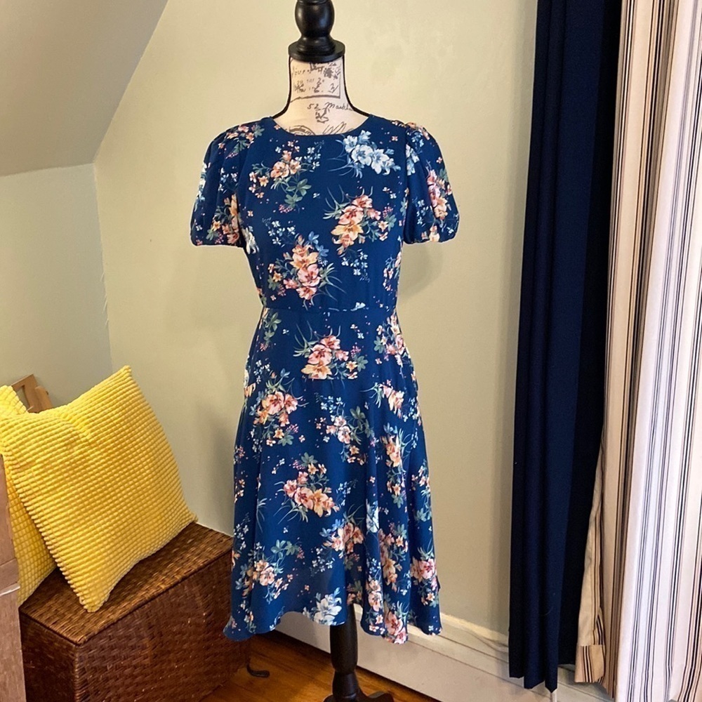 LOFT Dress - blue  lined, floral- petite size 2